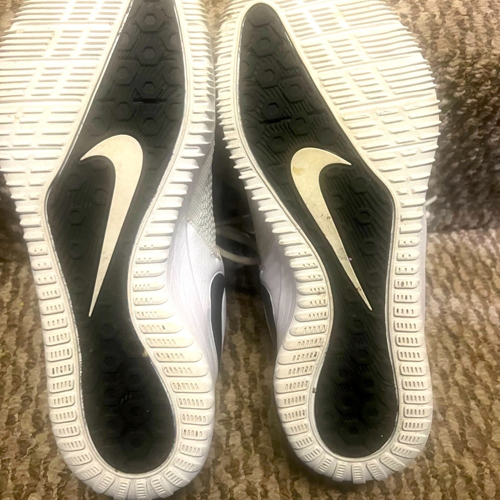 Nike Volleyball Sneakers womens size 10